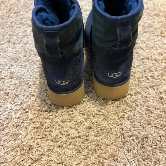 UGG Navy Boots with Cream Shearling UGG x KITH CLASSIC NAVY SUEDE/ SHEEPWOOL BOOTS, WOMEN US 9  main image 4